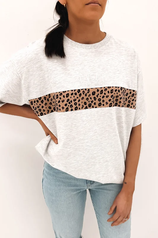 Tasseled T-ShirtsJNJL Leopard Panel Tee Snow Marle