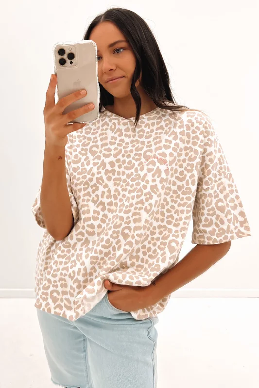 Waterproof T-ShirtsLana Boxy Tee Nude Leopard